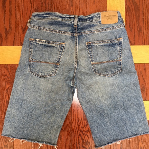 Abercrombie & Fitch Cut-off Jean Shorts (30”) - Picture 3 of 3